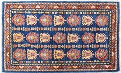 PERSIAN RUG WITH FRINGE