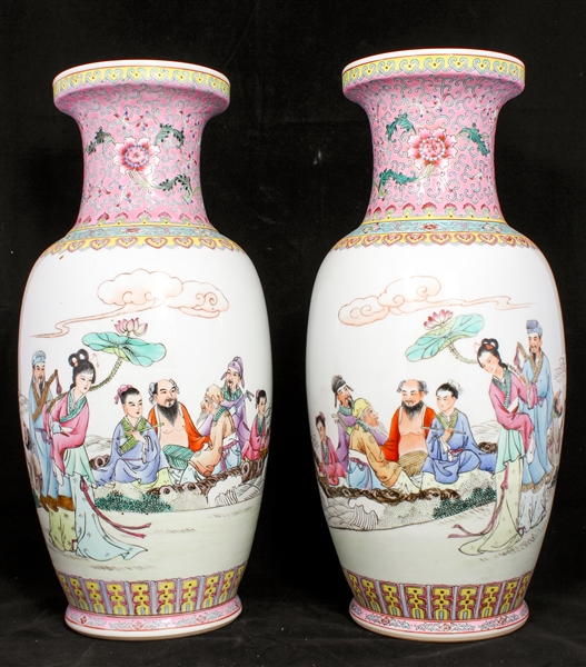 CHINESE FAMILLE ROSE VASES DEPICTING 8 IMMORTALS - PAIR