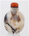 CARVED AGATE CHINESE SNUFF BOTTLE