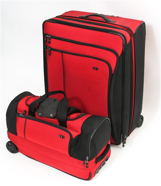 VICTORINOX SWISS ARMY RED LUGGAGE - LOT OF 2