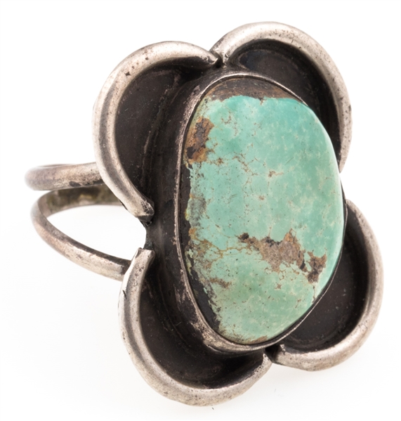 NATIVE AMERICAN STERLING SILVER TURQUOISE RING