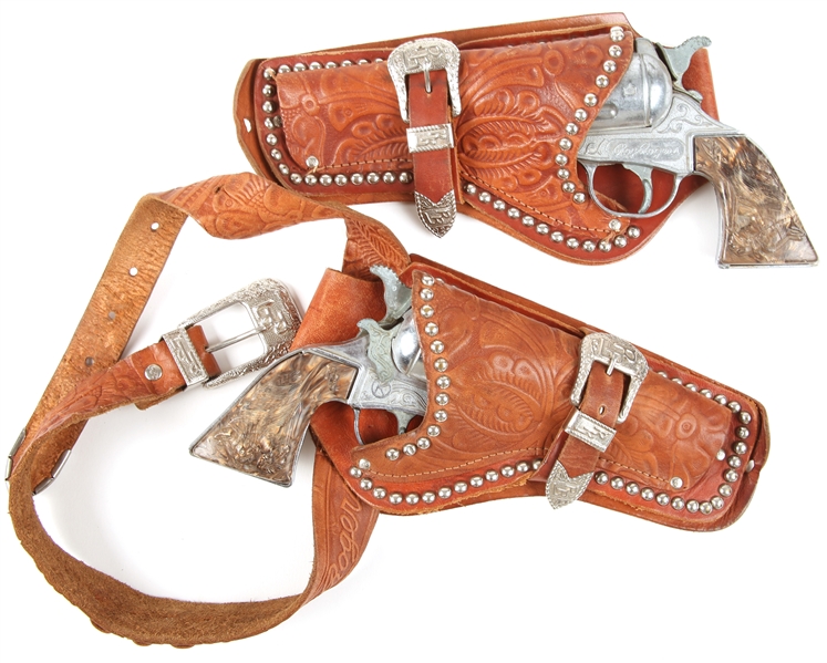 ROY ROGERS SIX SHOOTER CAP GUNS & LEATHER HOLSTER 