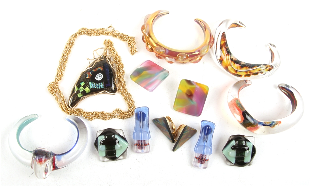 ART GLASS COSTUME JEWELRY EARRINGS, CUFFS & NECKLACE