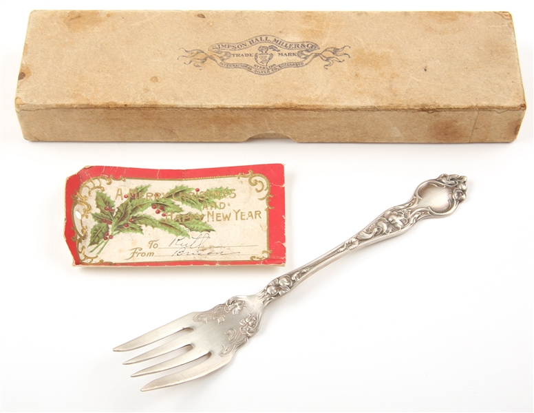 1904 R. WALLACE & SONS SILVER VIOLET PASTRY FORK