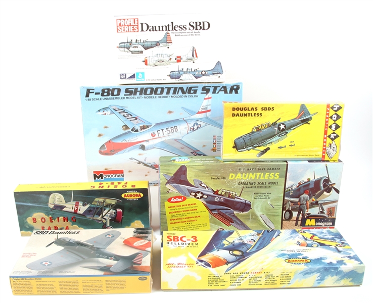 MODEL KITS US MILITARY AIRPLANES - LOT OF 7