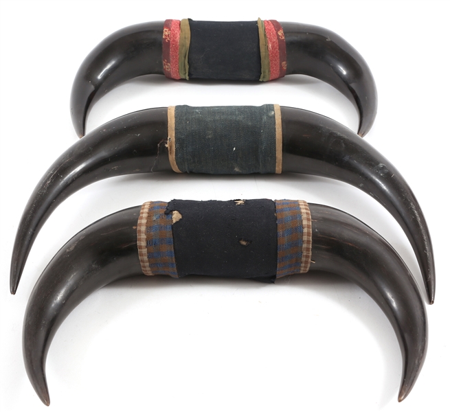 LATE 19TH C. AMERICAN BISON HORNS PAIRS LOT OF 3
