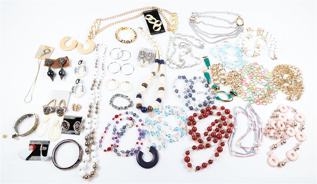 COSTUME JEWELRY NECKLACES AND BRACELETS