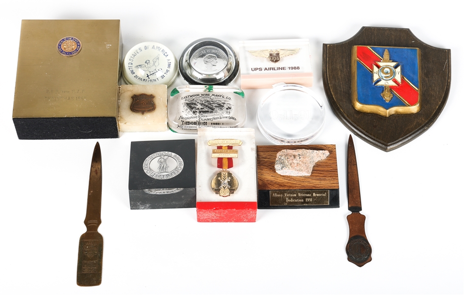 US MILITARY & CIVILIAN PLAQUES, PAPERWEIGHTS & MORE