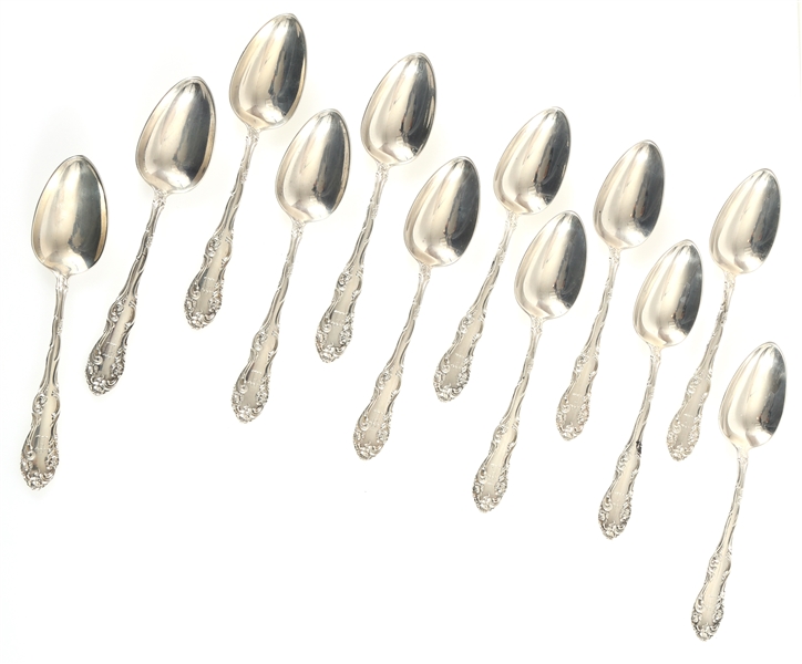 TOWLE OLD ENGLISH STERLING SILVER TEASPOONS 