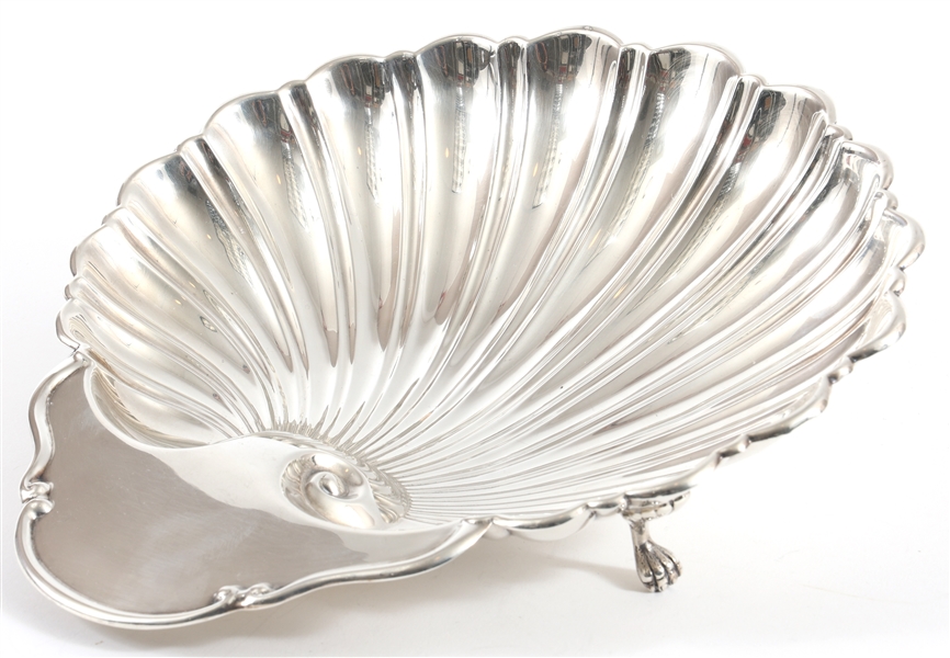 MUECK-CAREY CO. STERLING SILVER SHELL FORM FOOTED DISH