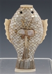 CHINESE DOUBLE FISH MOTHER OF PEARL SNUFF BOTTLE