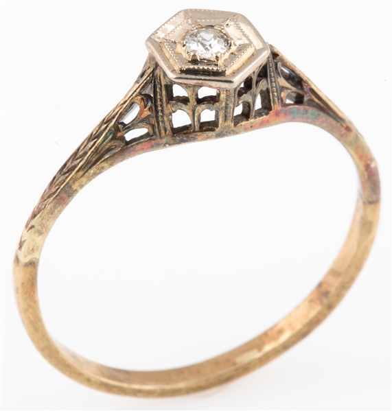 14K YELLOW GOLD DIAMOND SOLITAIRE ENGAGEMENT RING