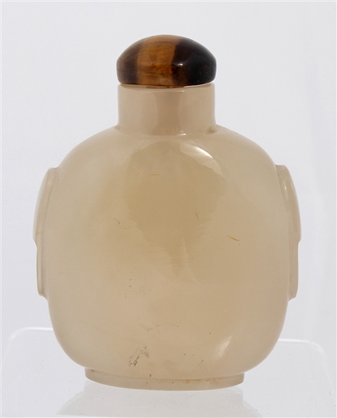 CARVED AGATE CHINESE SNUFF BOTTLE TIGERS EYE LID