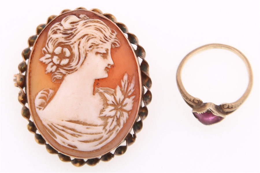 10K YELLOW GOLD CAMEO & PINKY RING