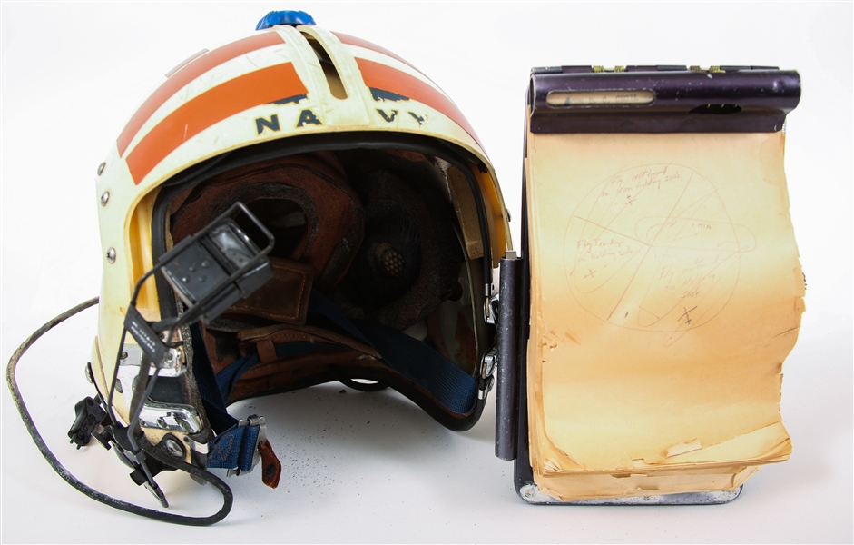 VIETNAM WAR US NAVY FLIGHT HELMET & KNEEBOARD NAMED PILOT