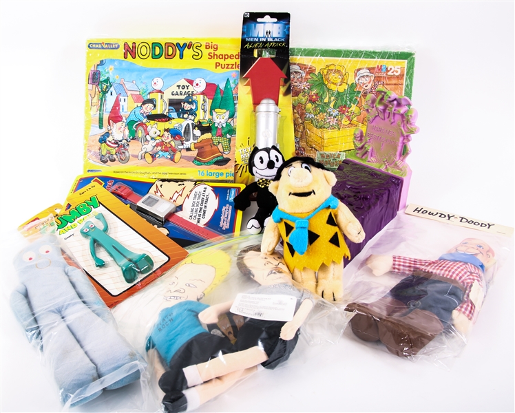 RETRO STUFFED TOYS, NOVELTY TOYS, PUZZLES - LOT OF 12