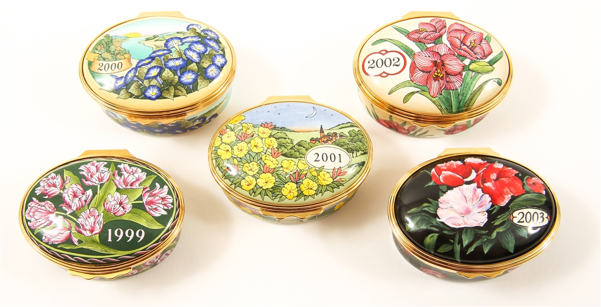 HALCYON DAYS ENAMELS "A YEAR TO REMEMBER" BOXES