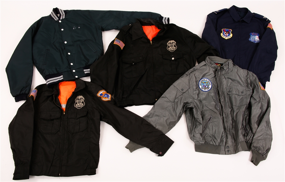 MENS LIGHTWEIGHT JACKETS WITH PATCHES - LOT OF 5
