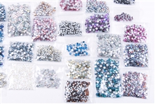LOT OF LOOSE RHINESTONES