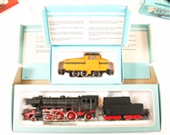 MARKLIN H0 SCALE TRAIN SET & ACCESSORIES - 1950s-1970s