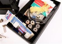 SINGER FEATHERWEIGHT 221 ELECTRIC SEWING MACHINE