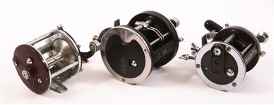 LOT OF 3 SALTWATER FISHING REELS - PENN AND DAIWA