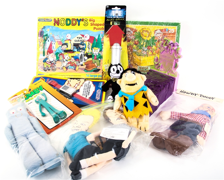 RETRO STUFFED TOYS, NOVELTY TOYS, PUZZLES - LOT OF 12