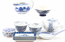 CHINESE BLUE AND WHITE PORCELAIN CHINA - LOT OF 11