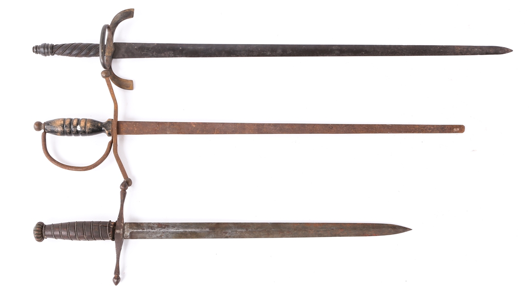 REPLICA EUROPEAN SHORT SWORDS - LOT OF 3