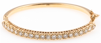 14K GOLD 2.8 CTW VS-SI/G-K DIAMOND HINGED BRACELET