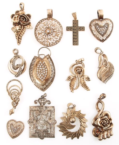 COSTUME JEWELRY PENDANTS - LOT OF 13