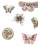 COSTUME JEWELRY PENDANTS, BROOCH PINS AND HAIR PIECES