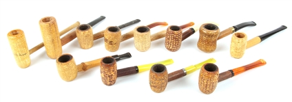 20TH C. CORN COB PIPES - LOT OF 13