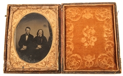 CIVIL WAR ERA 1/4 PLATE TINTYPE OF A MAN AND WOMAN