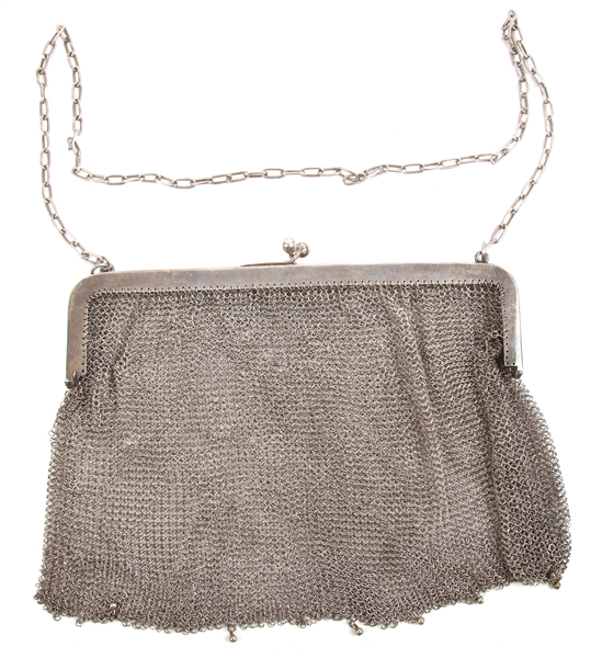 LADIES .800 SILVER MESH CHAIN ANTIQUE PURSE