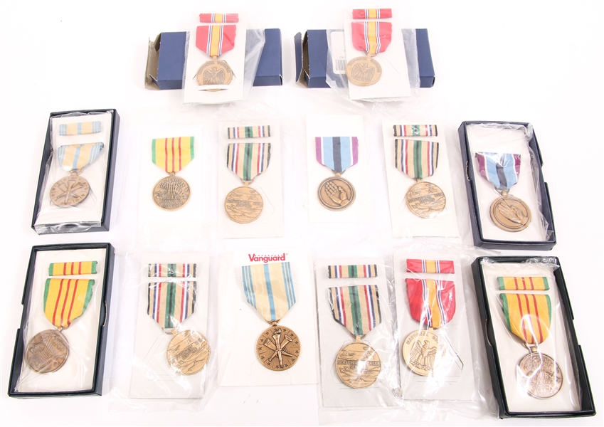 MILITARY SERVICE MEDALS - LOT OF 14