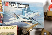 20TH C. MILITARY MODEL SETS LOT OF 8