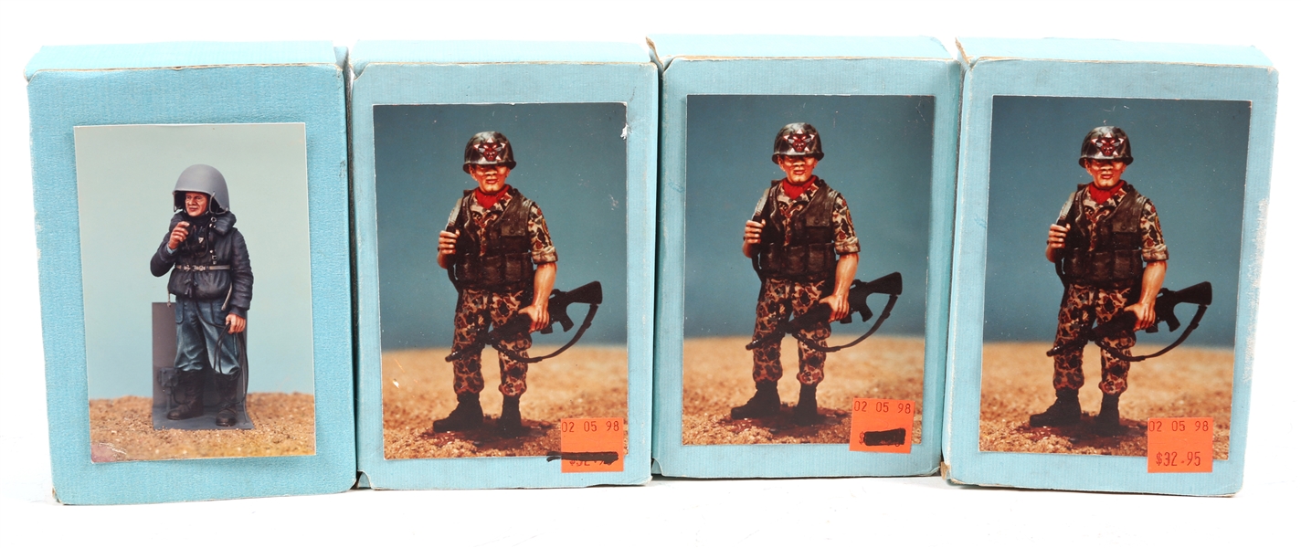 SERIES 77 MINIATURES MODEL FIGURES LOT OF 4