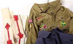 BOY SOUTS OF AMERICA CLOTHING AND BOOK LOT
