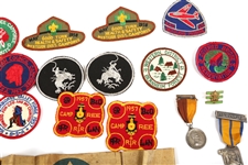 BOY SCOUTS OF AMERICA PATCHES, PINS, & ARMBAND LOT