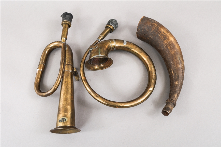 BRASS HUNTING HORN, BUGLE, & CATTLE HORN DOG CALL