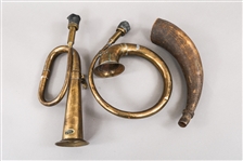 BRASS HUNTING HORN, BUGLE, & CATTLE HORN DOG CALL