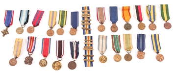 20TH C. MINI US MILITARY MEDALS AND BARS