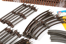 MODEL TRAINS, TRACK, ACCESSORIES AND TRANSFORMERS