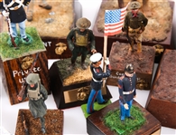MILITARY USMC MODEL FIGURINES - LOT OF 12
