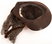 20TH C. WOMEN'S FUR & SYNTHETIC FUR HATS & STOLES