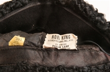 20TH C. WOMEN'S FUR & SYNTHETIC FUR HATS & STOLES