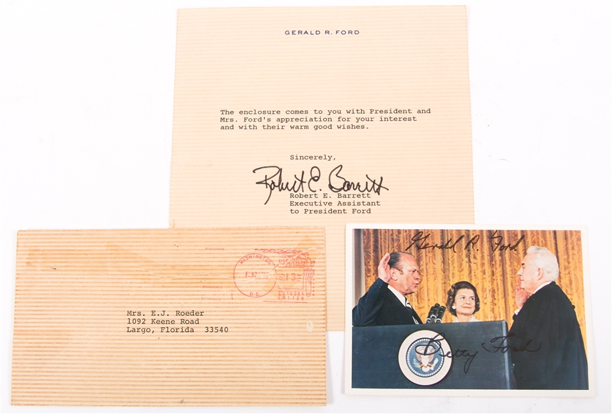 GERALD & BETTY FORD SIGNED PHOTOGRAPH