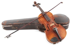 ANTONIUS STRADIVARIUS CREMONENSIS VIOLIN COPY WITH CASE