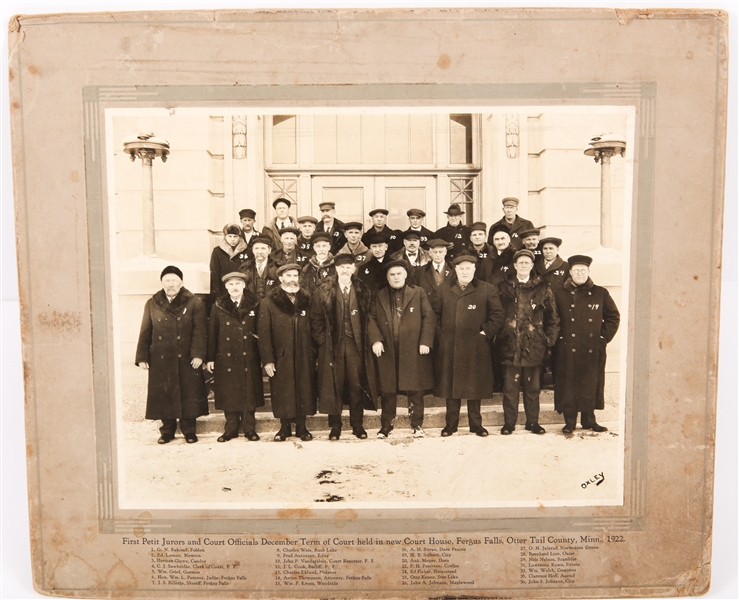 CABINET CARD OF MINNESOTA JURORS & COURT OFFICIALS